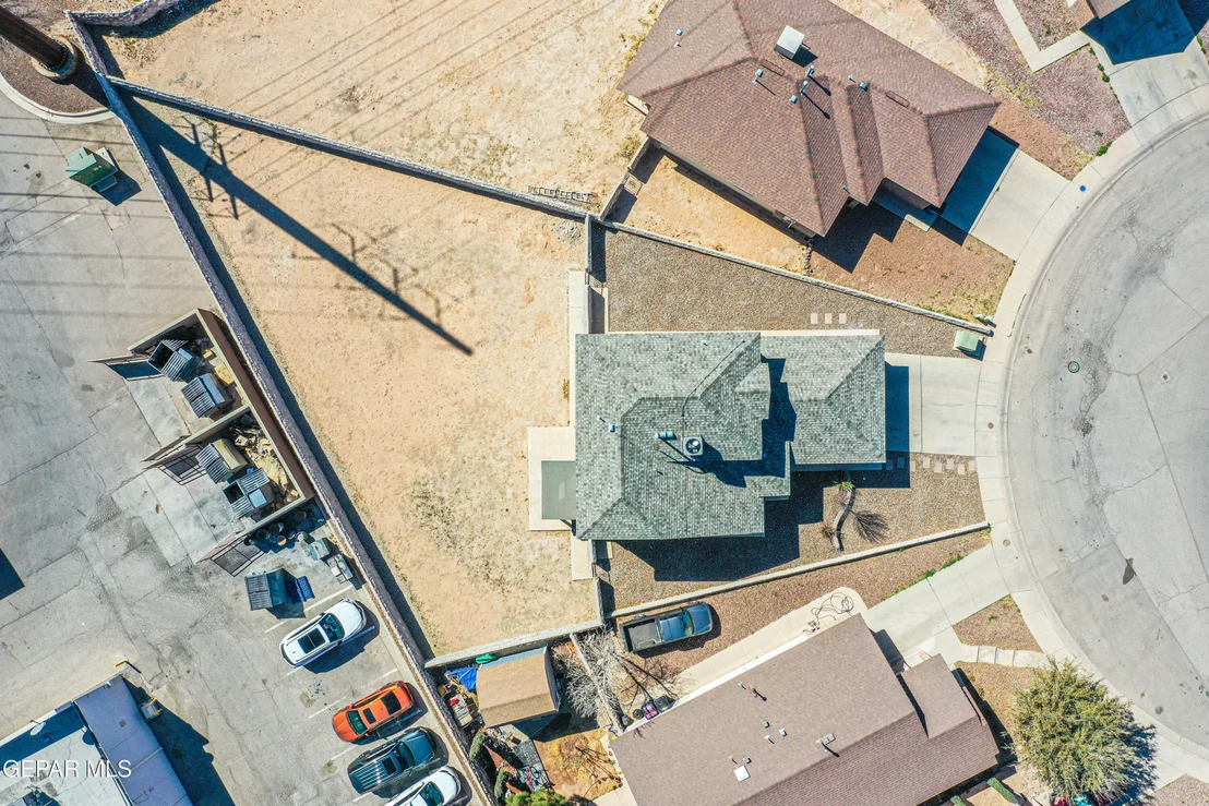 Photo of 6200 KENNETH CAPSHAW Place