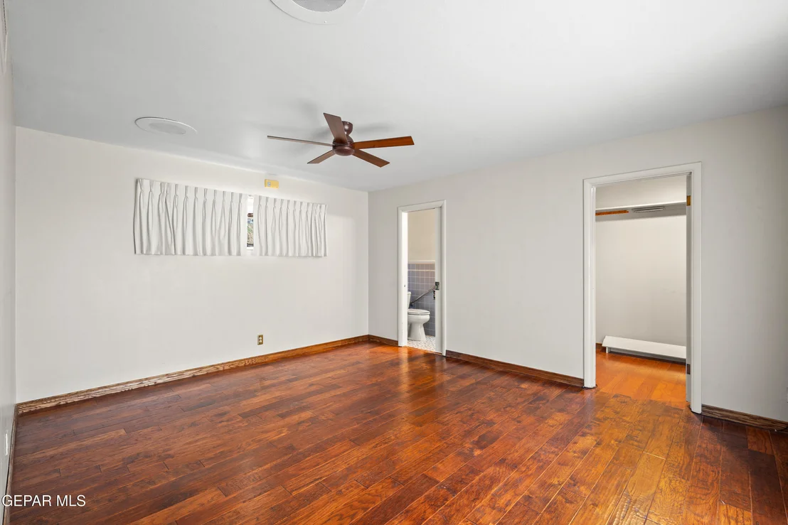 Photo of 3924 FLAMINGO Drive