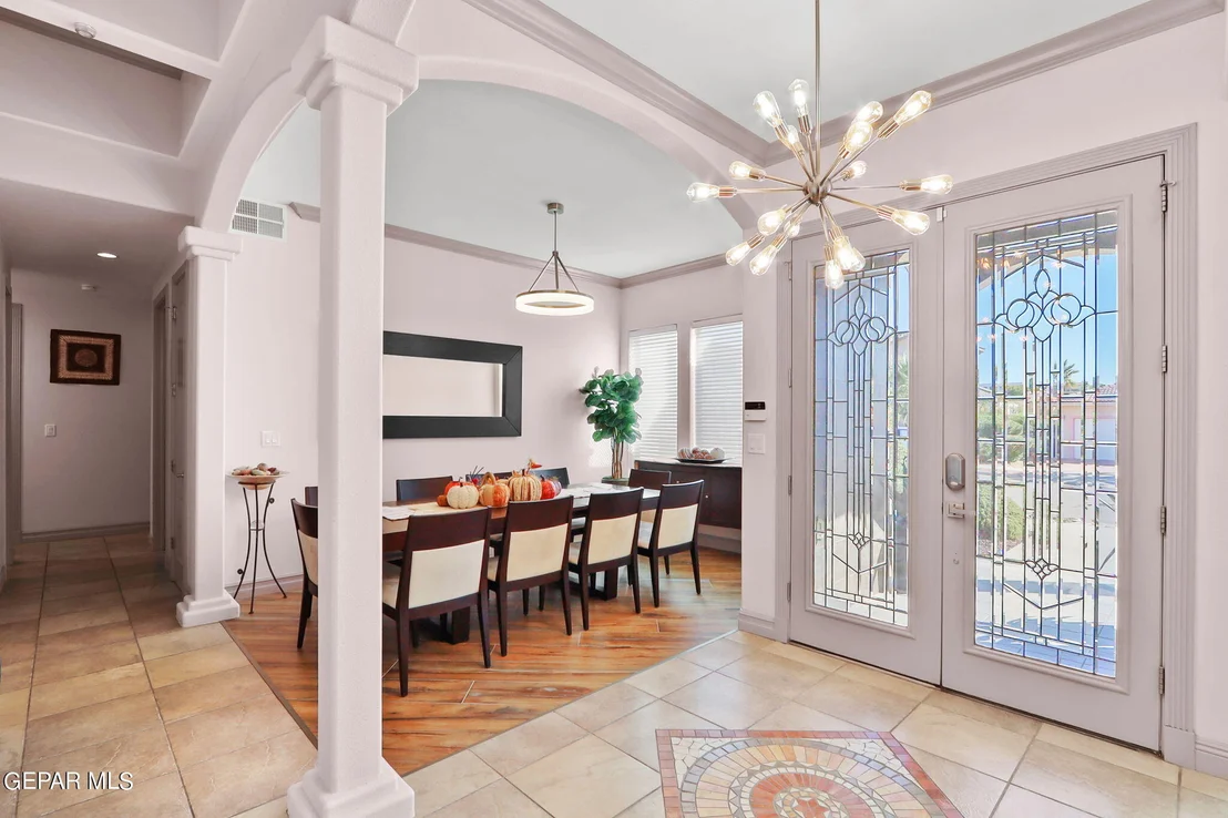 Photo of 6337 Franklin Bluff Dr Drive