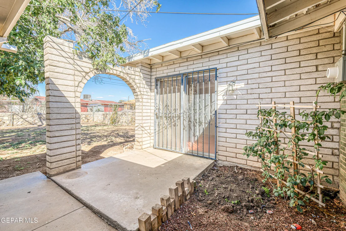 Photo of 5319 Joe Herrera Drive