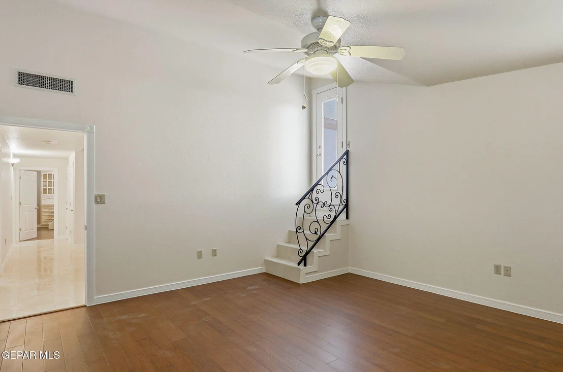 Photo of 6016 OLEASTER Drive