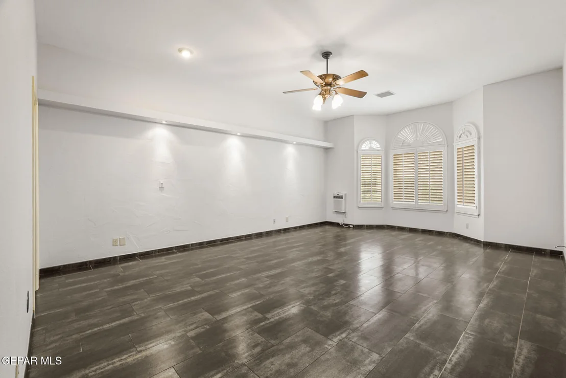 Photo of 651 Simon Court