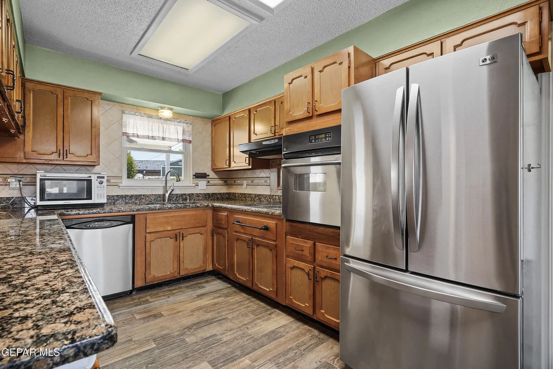 Photo of 1300 SUNBURST Drive