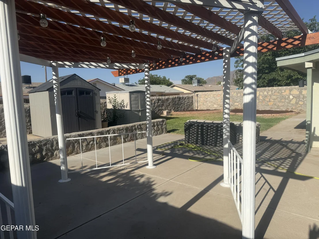 Photo of 5744 Longview Circle