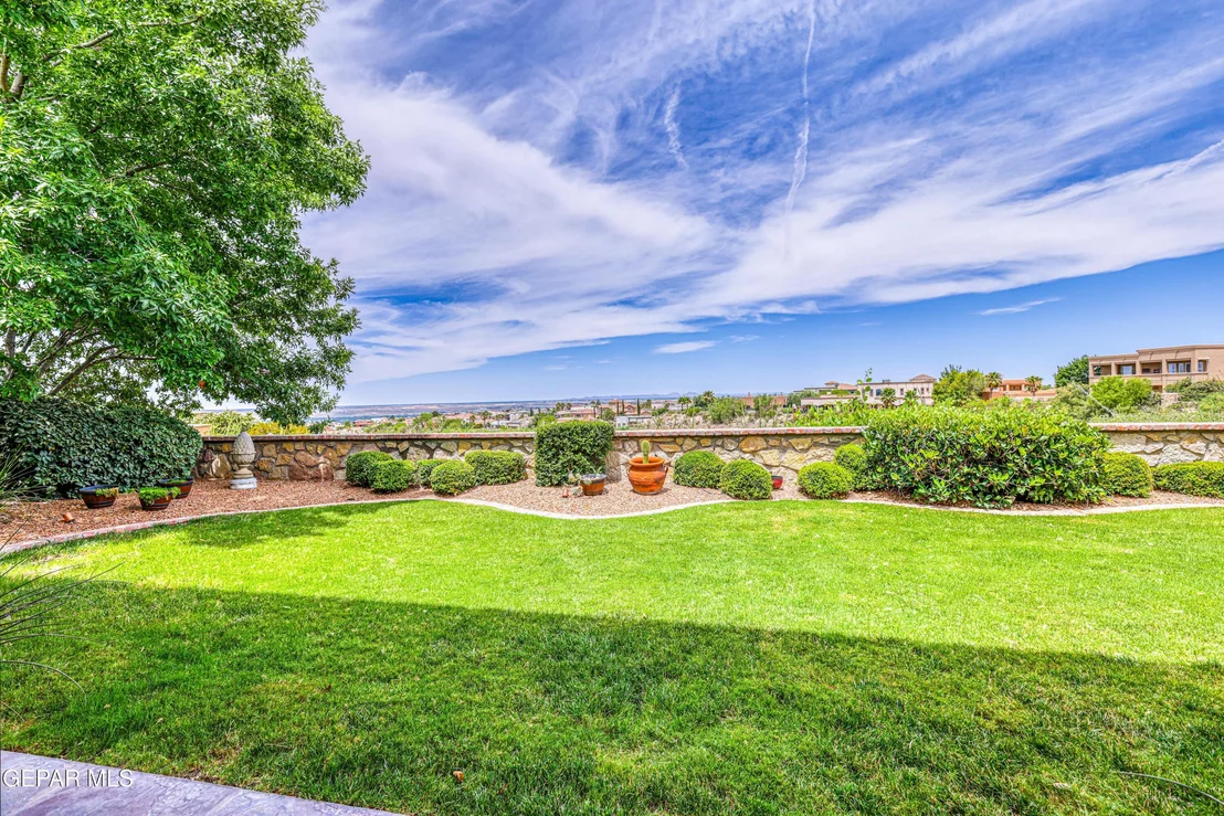 Photo of 6309 VIA SERENA Drive