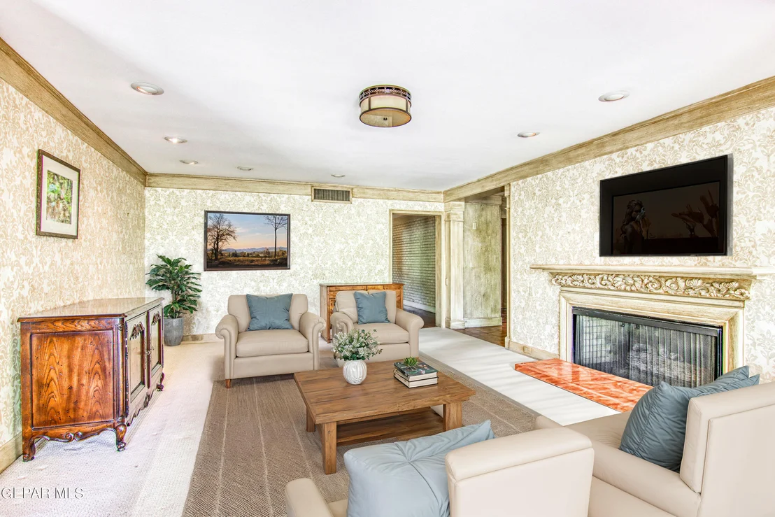 Photo of 6041 TORREY PINES Drive