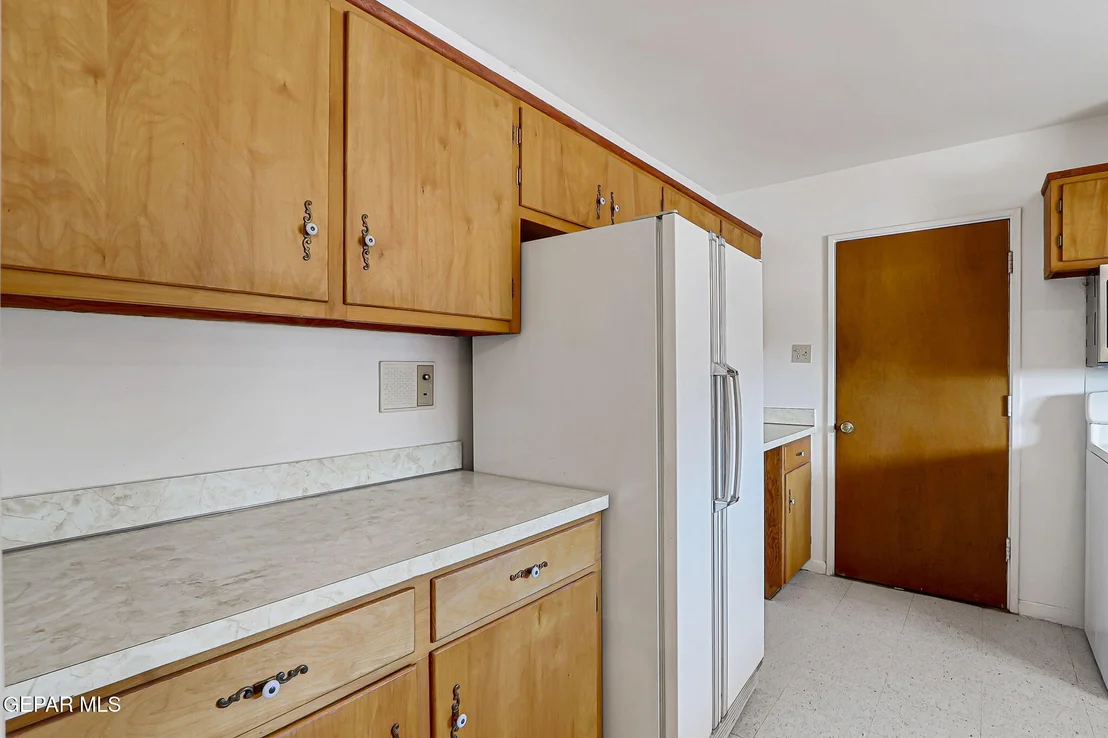 Photo of 4209 NORFOLK Lane