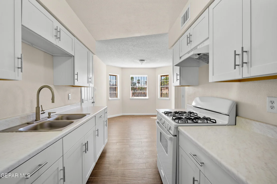 Photo of 8504 DANUBE Circle