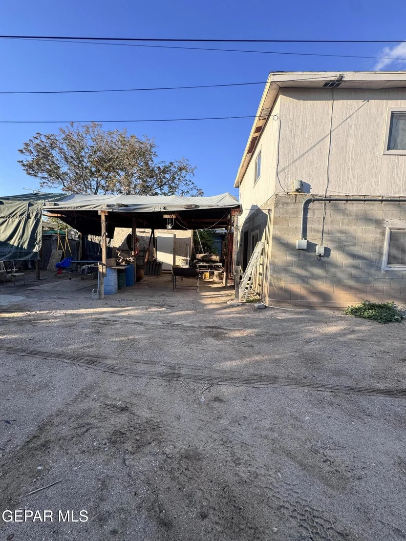 Photo of 7045 1st Street