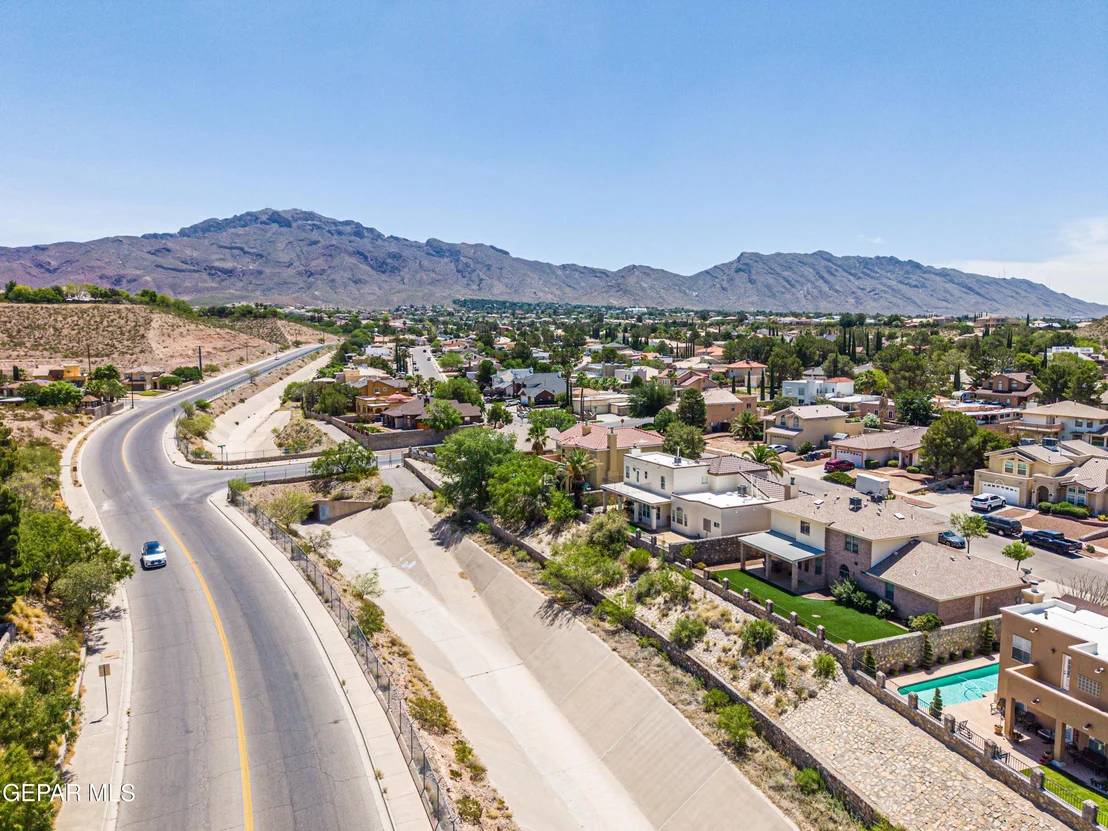 Photo of 6617 Isla del Rey Drive
