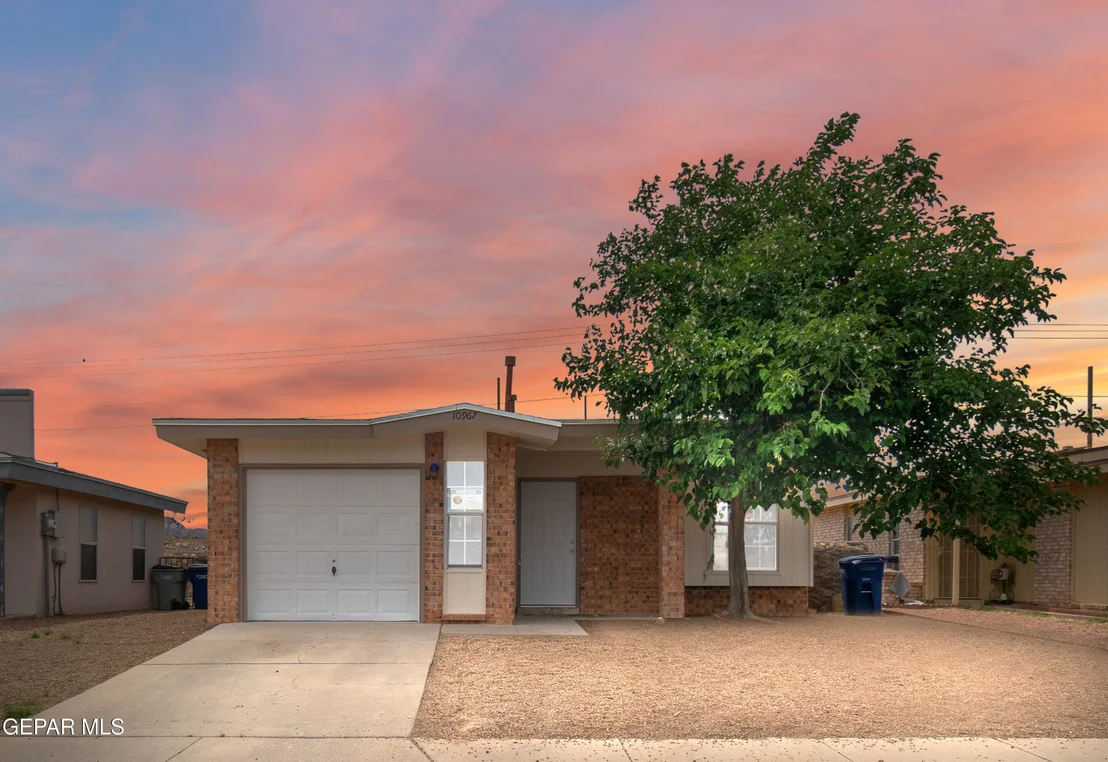 Photo of 10967 STONEBRIDGE Drive