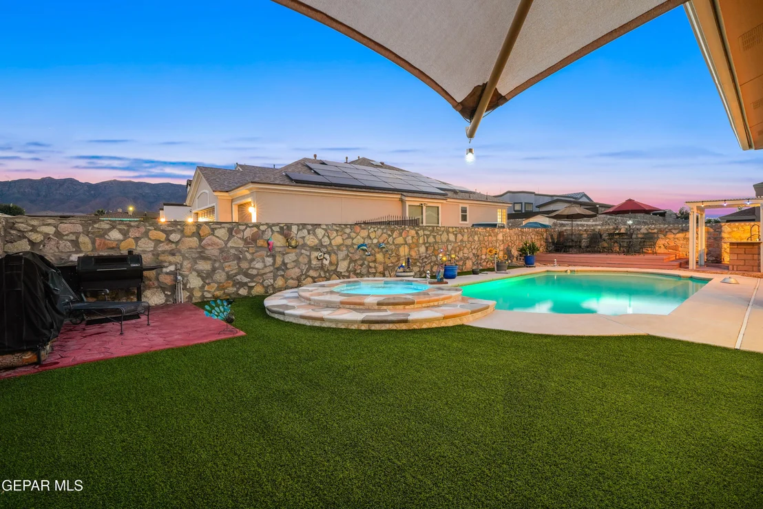 Photo of 11357 LOMA CRYSTAL Place