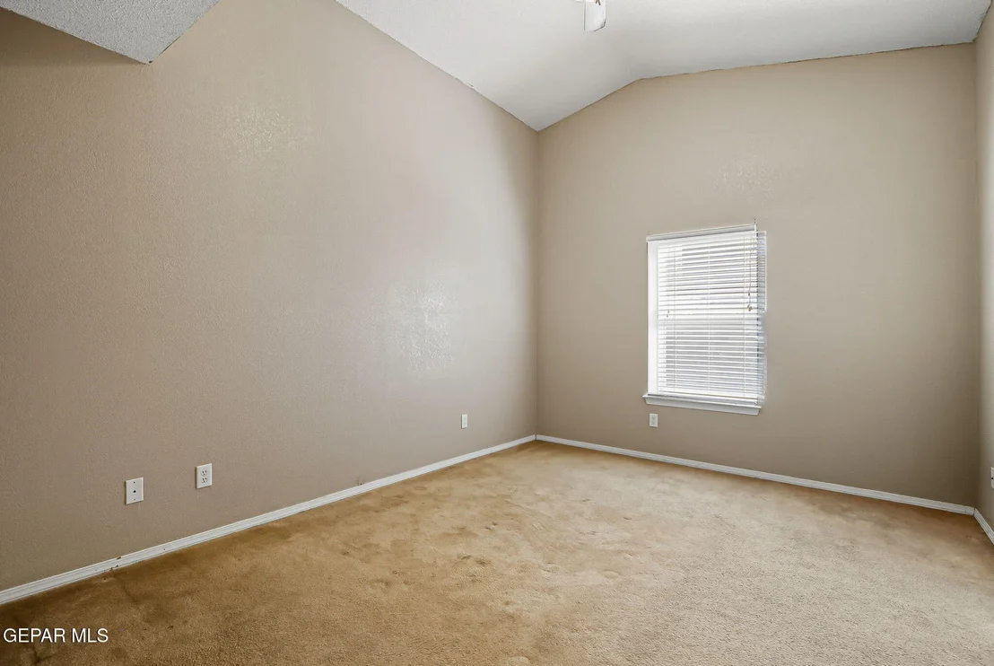 Photo of 580 SUN RAY