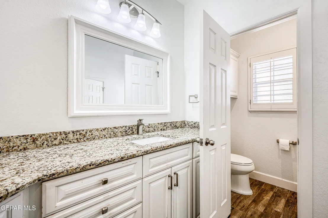Photo of 918 Bellacumbre Drive