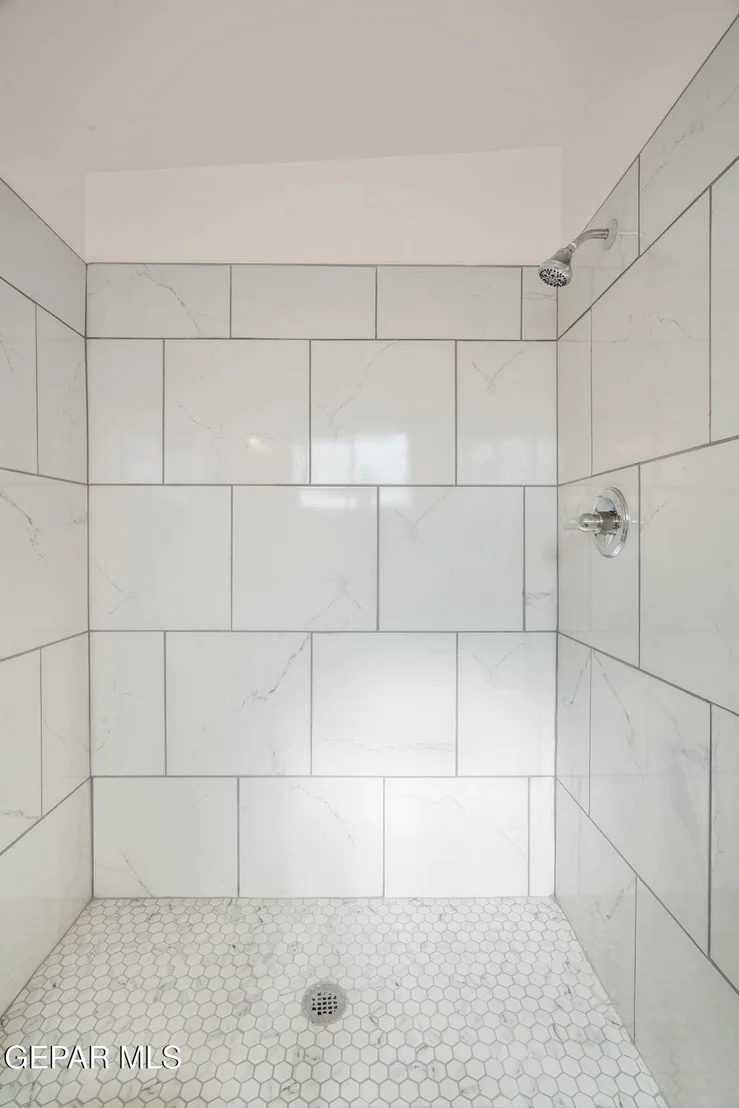Photo of 8282 VALLE PLACIDO Drive