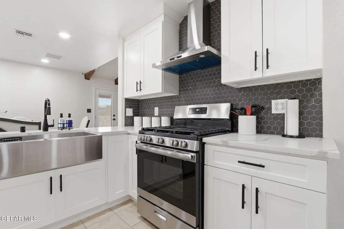 Photo of 6375 DESERT WILLOW Drive