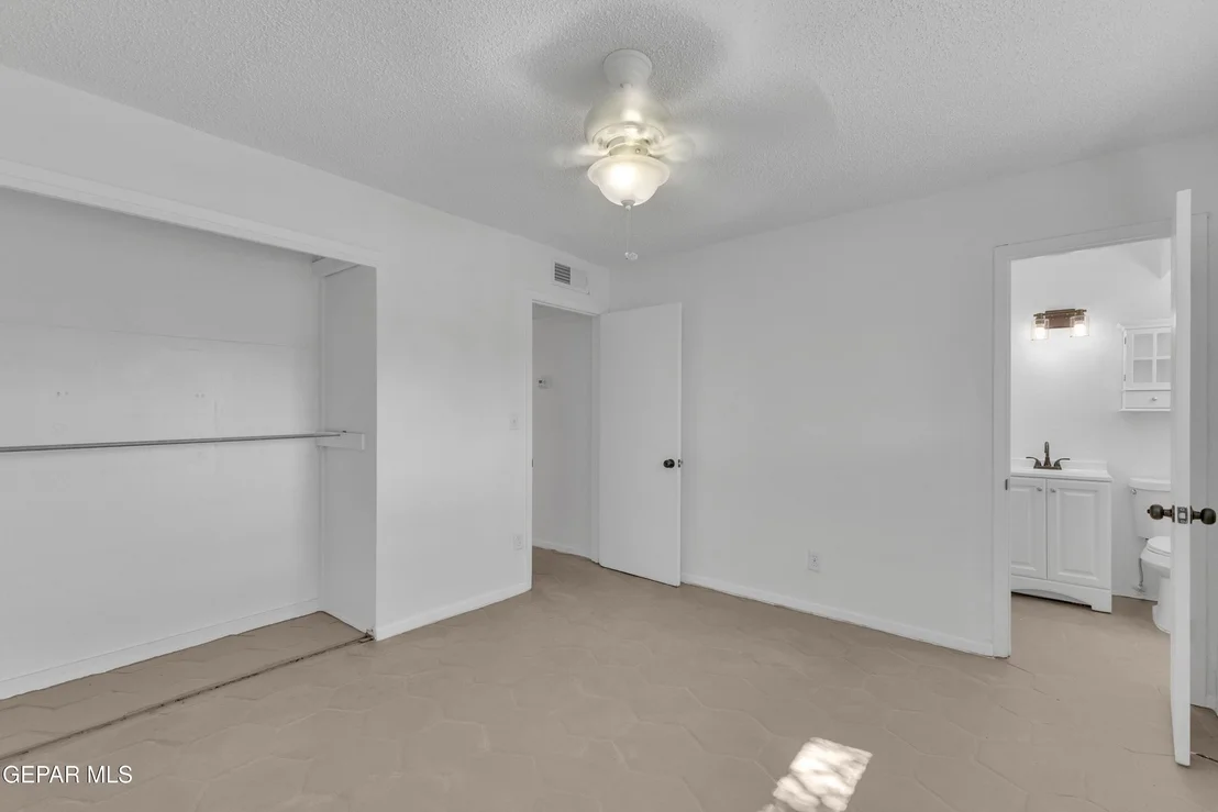 Photo of 4609 Skylark Way