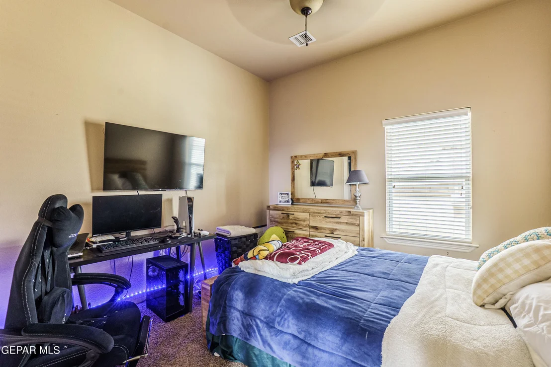 Photo of 5565 MIKE VANE Drive