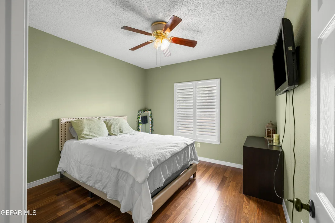 Photo of 1000 SUN RIDGE Drive