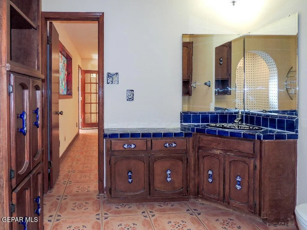 Photo of 1067 Esplanada Circle