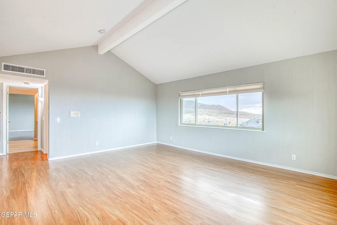 Photo of 2915 STONE EDGE Road