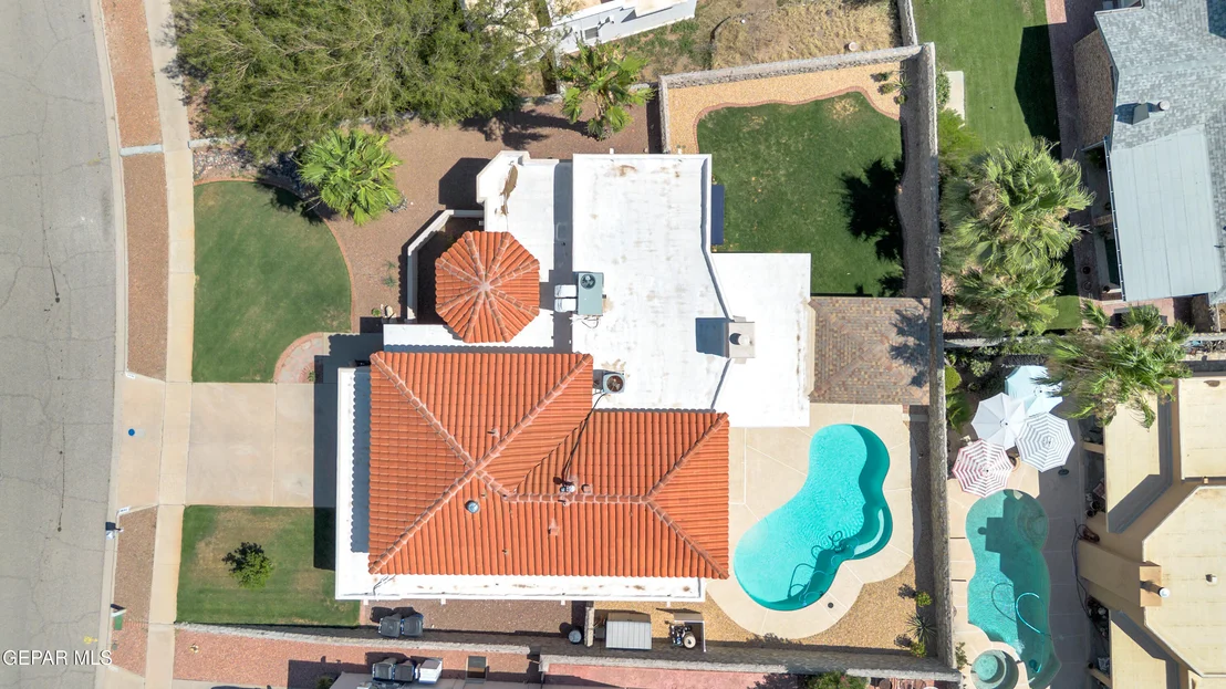 Photo of 7016 TOLUCA Drive