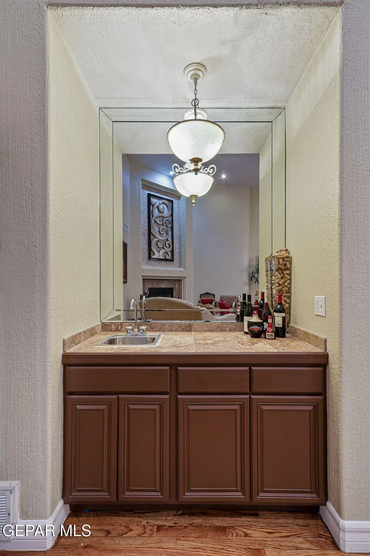 Photo of 5567 Buckley Drive