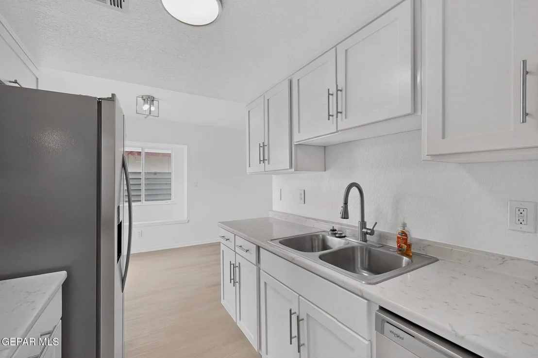 Photo of 12036 KINGS CREST Drive