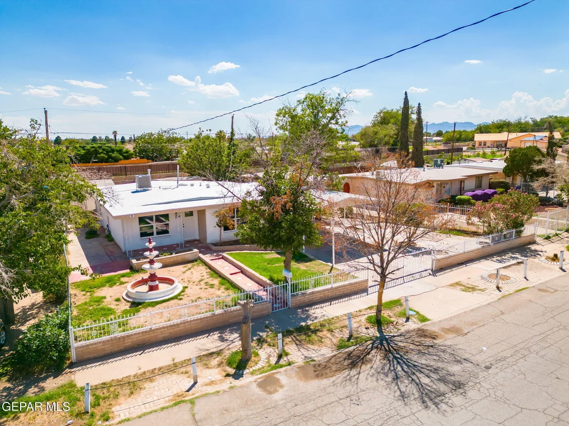 Photo of 244 Link Drive