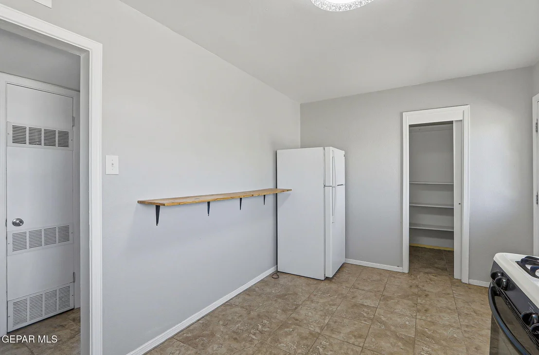 Photo of 3917 OLYMPIC Avenue