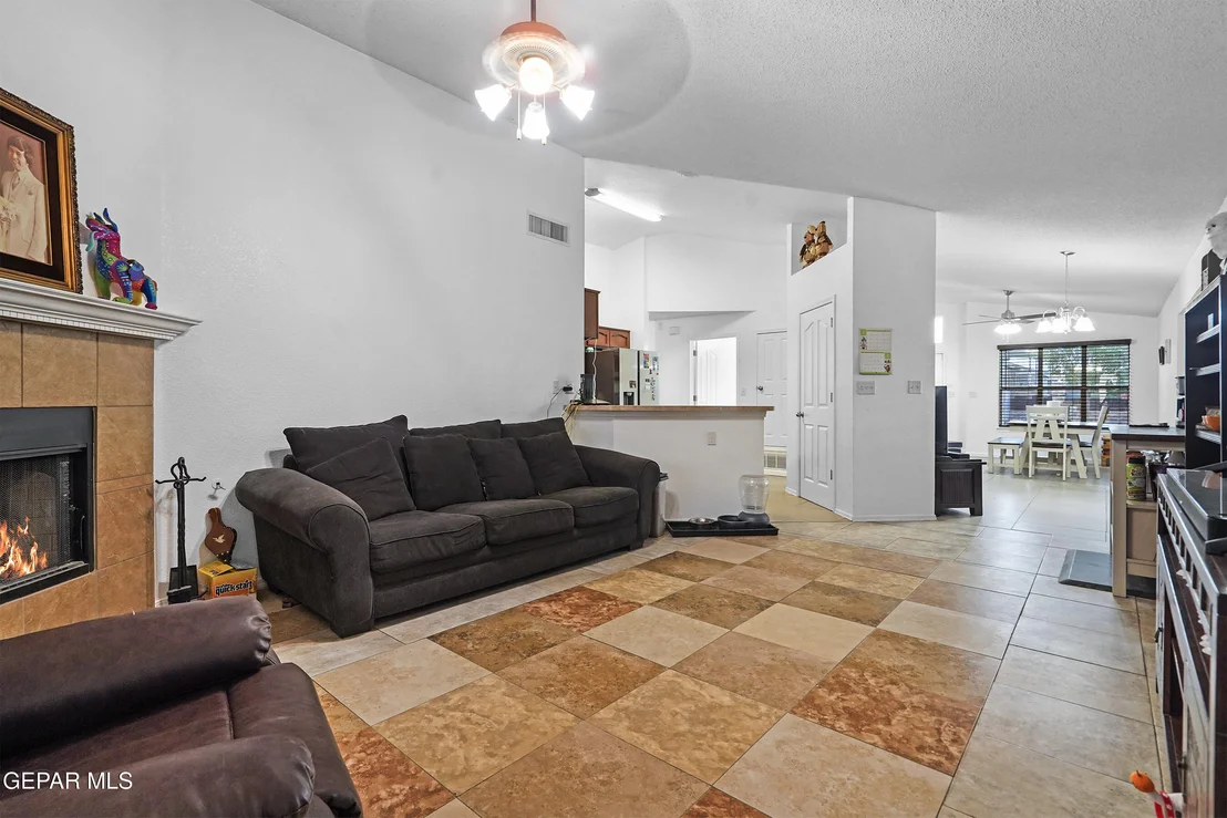 Photo of 492 COLDRIDGE VALLEY Place Place