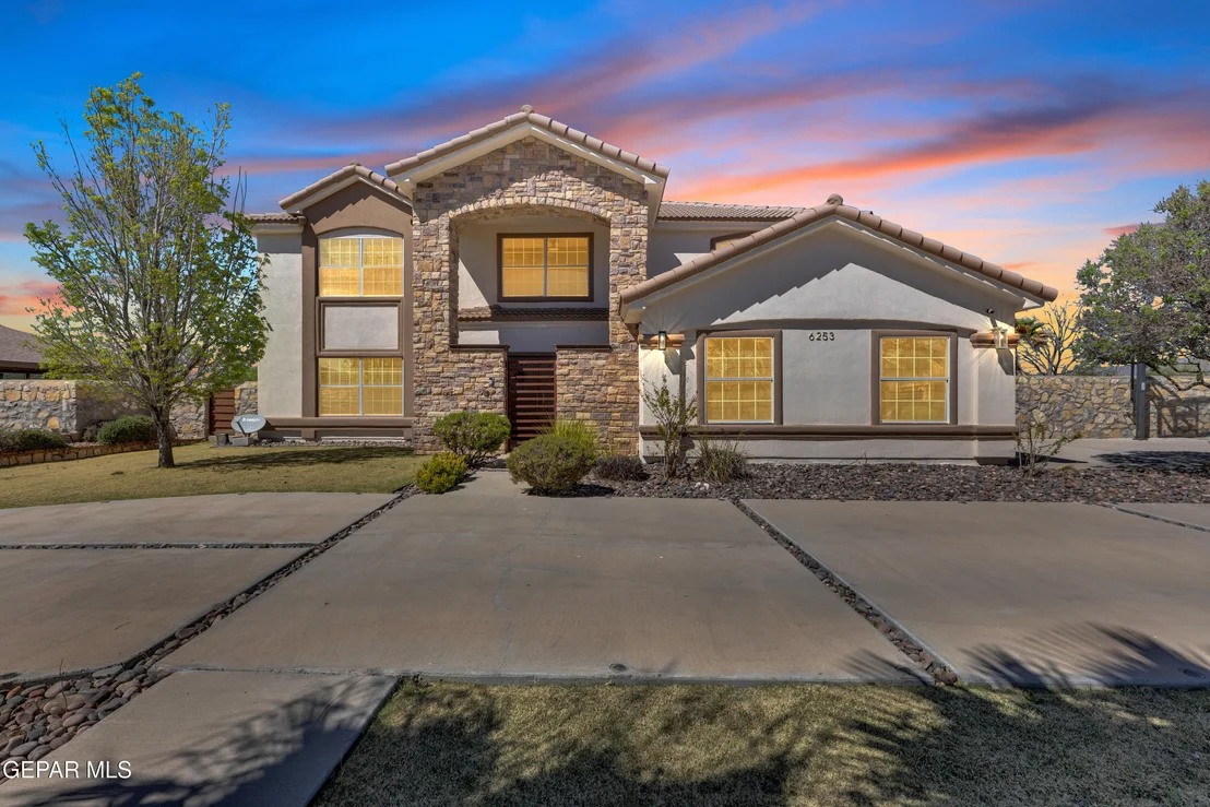 Photo of 6253 COSECHA LUNA Circle