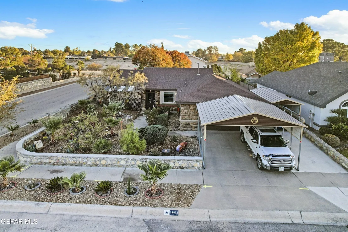 Photo of 13812 DESERT HIGHLANDS Lane
