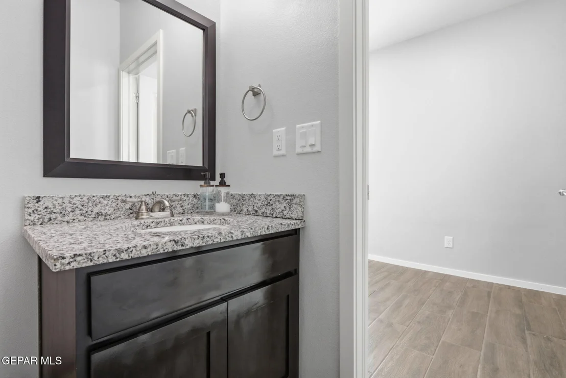 Photo of 13062 GRANTHAM Lane