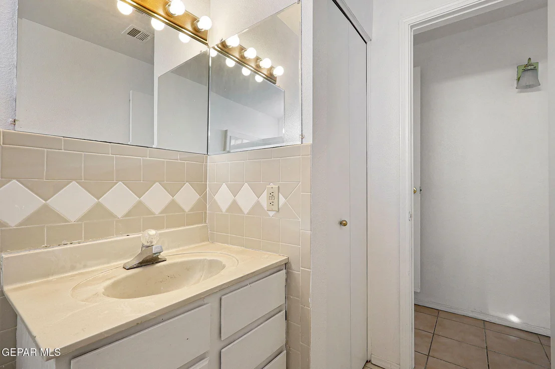 Photo of 7216 Raton Drive
