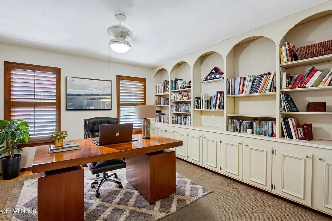 Photo of 713 LIVE OAK Drive