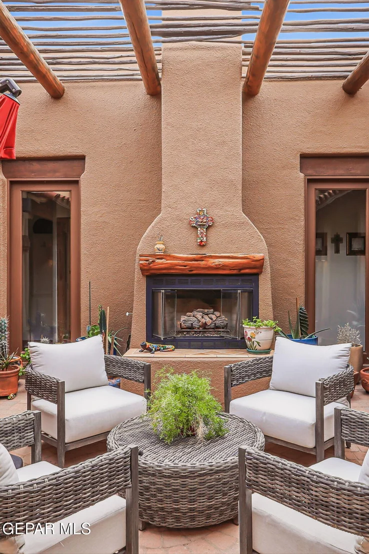 Photo of 1133 CALLE LOMAS Drive