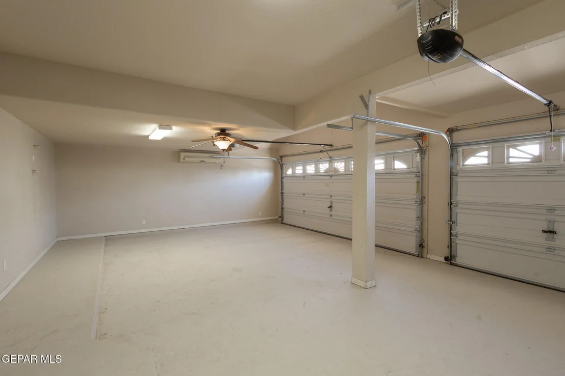 Photo of 801 SOUTHWICK Drive