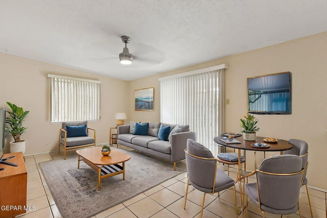 Photo of 233 MANUEL Drive