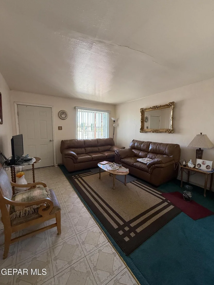 Photo of 813 Santa Barbara Drive