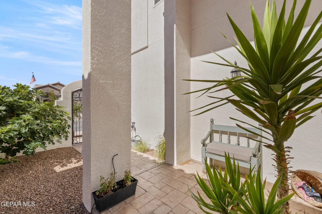 Photo of 3681 GRAND CAYMAN Lane