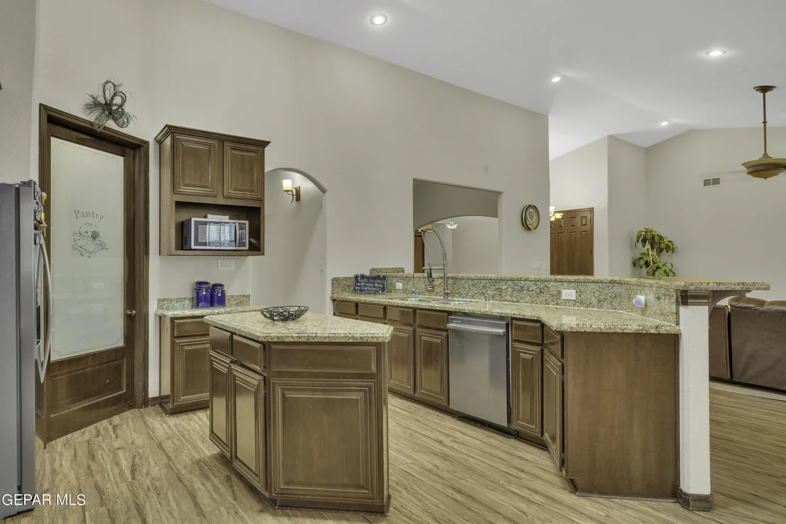 Photo of 636 Keagle Road