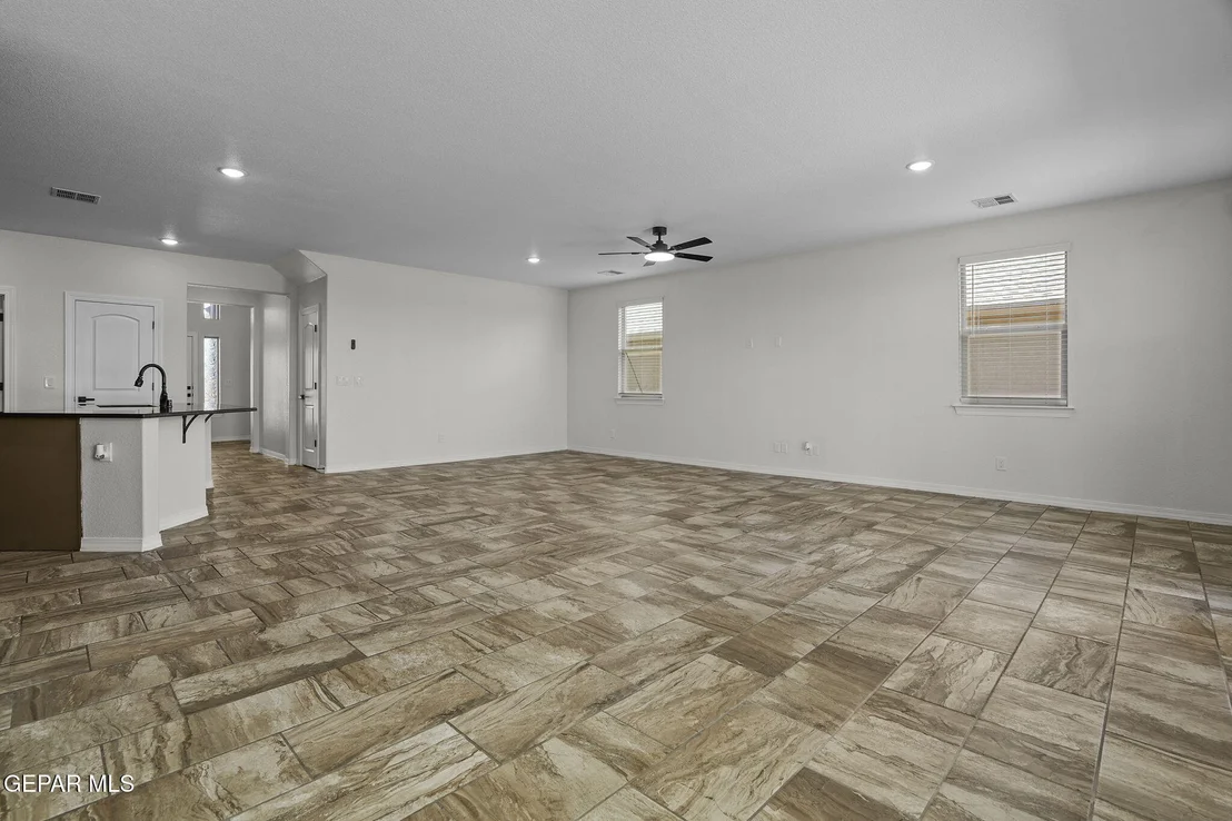 Photo of 6012 HIDDEN ACRES Drive