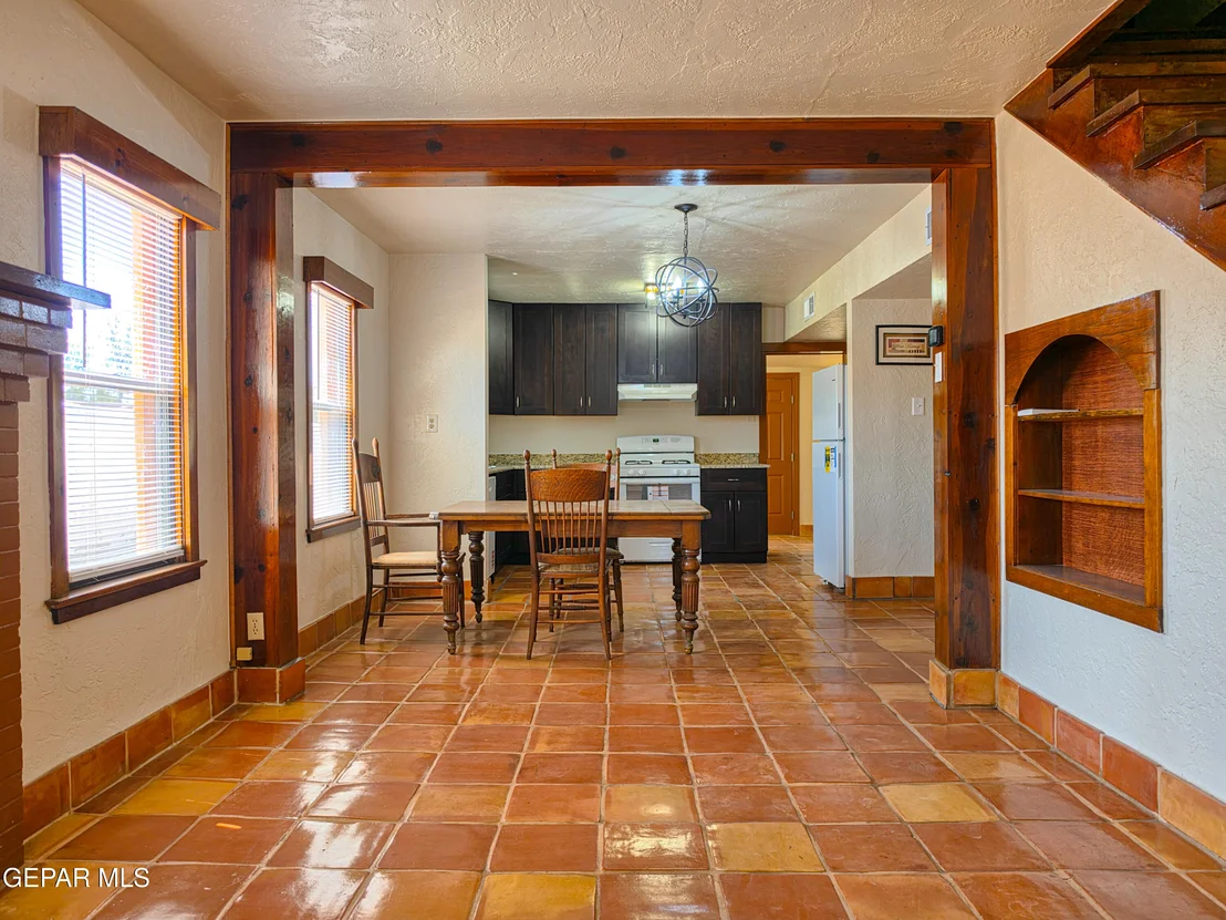 Photo of 4037 EMORY Road