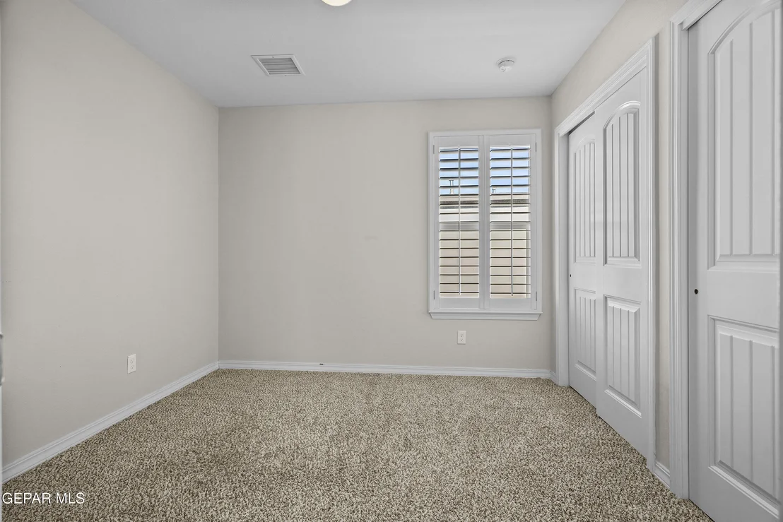 Photo of 6933 COPPER TOWN Drive