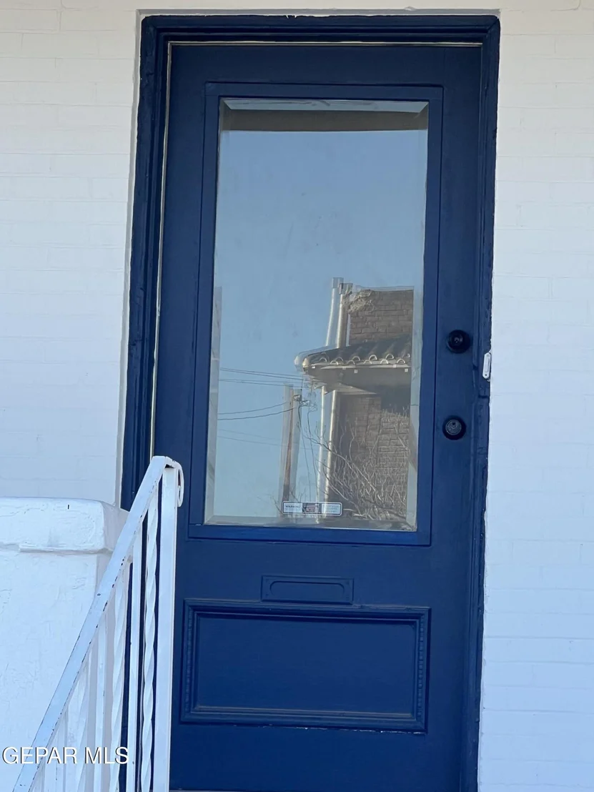 Photo of 507 E CLIFF Drive