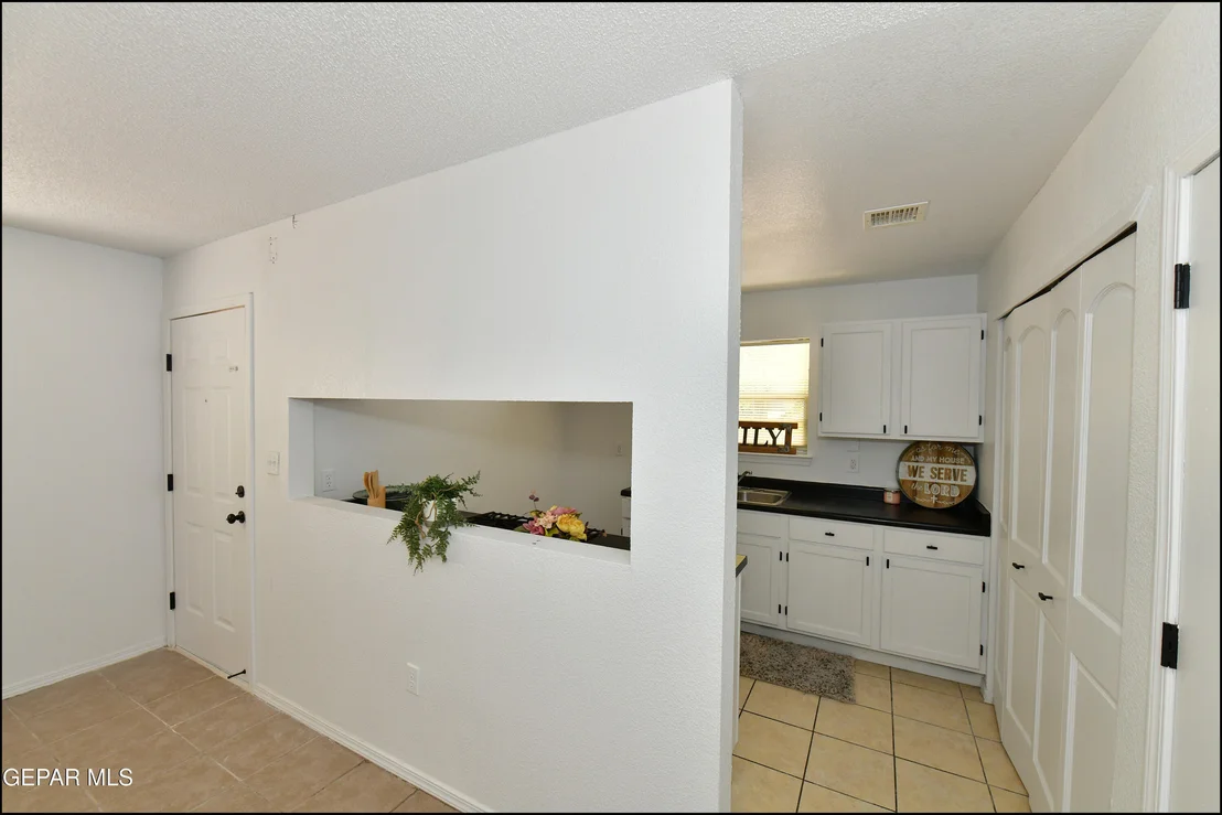 Photo of 315 SUNSET HILLS Drive