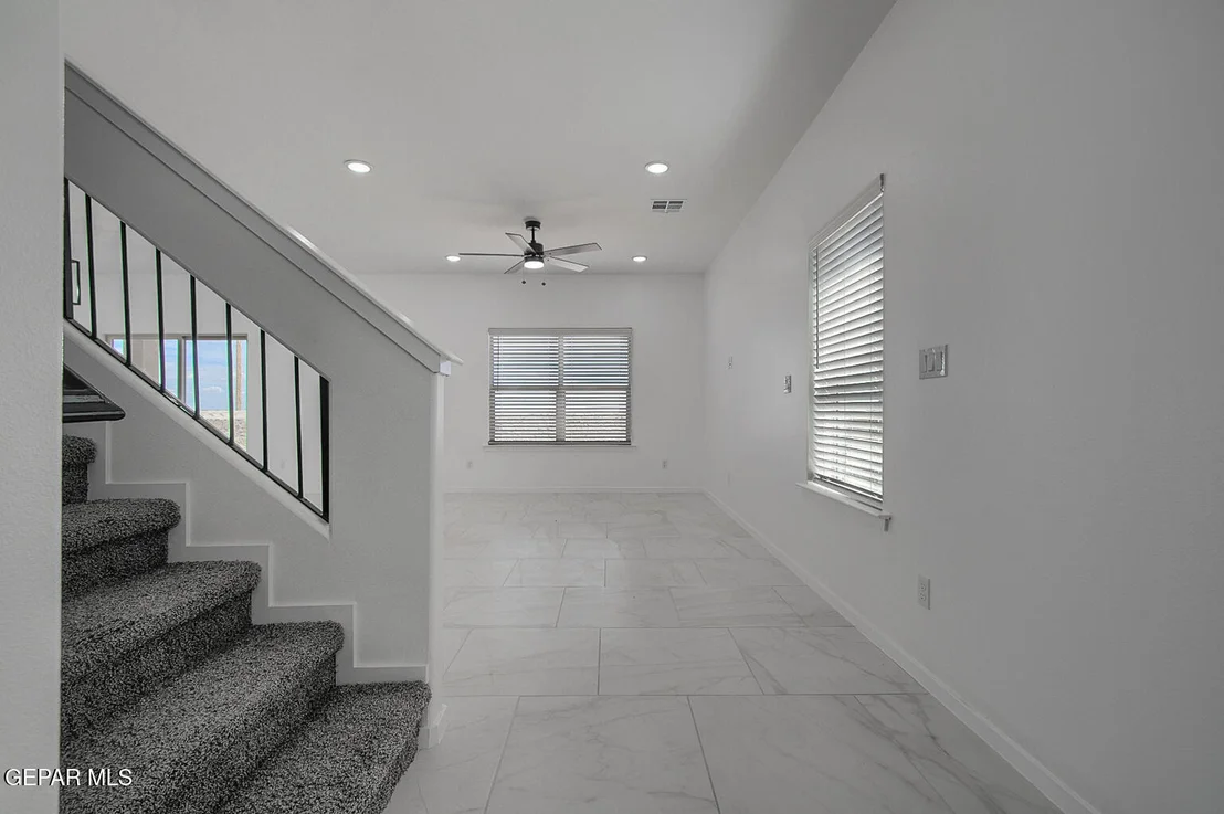 Photo of 3836 COURSE Street