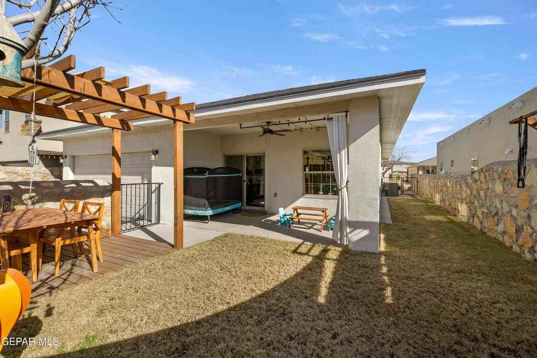 Photo of 6541 TOIVOA Place