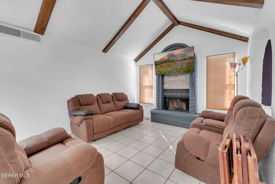 Photo of 2901 EADS Place
